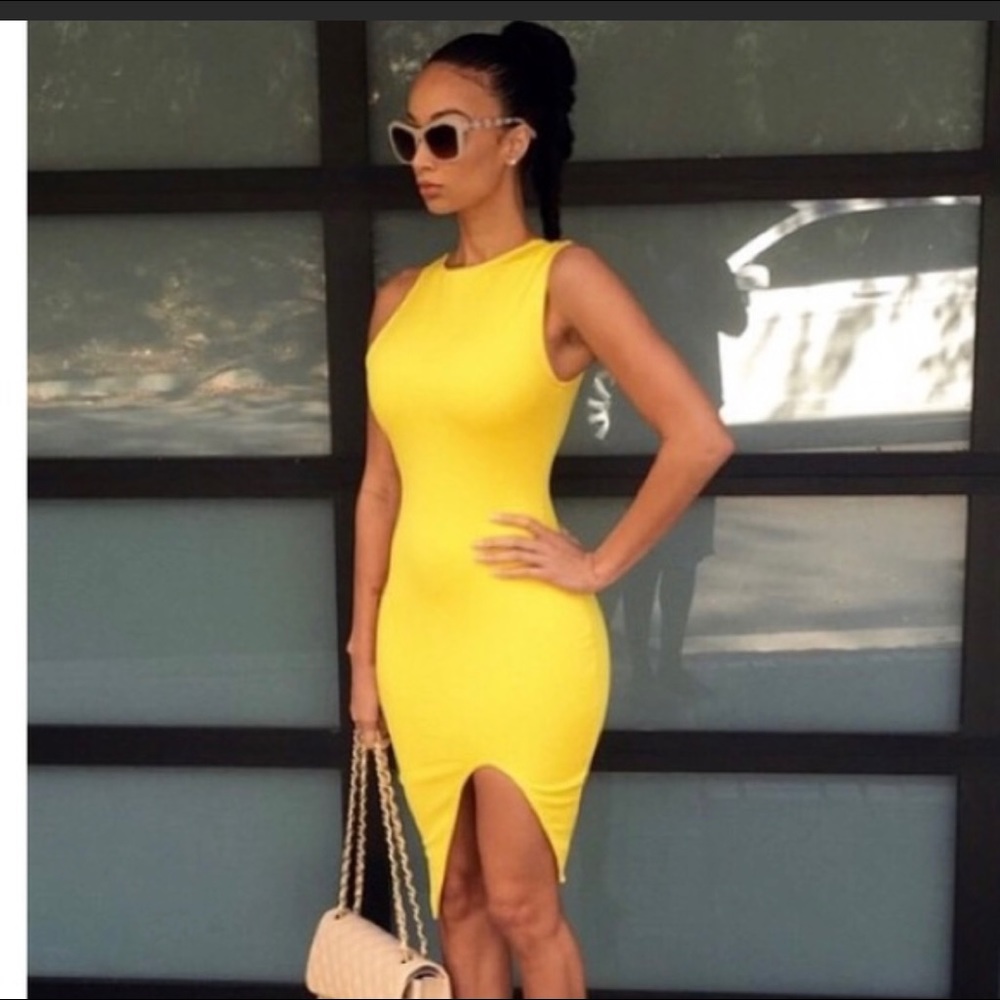 Yellow mah hung wah dress w/ split